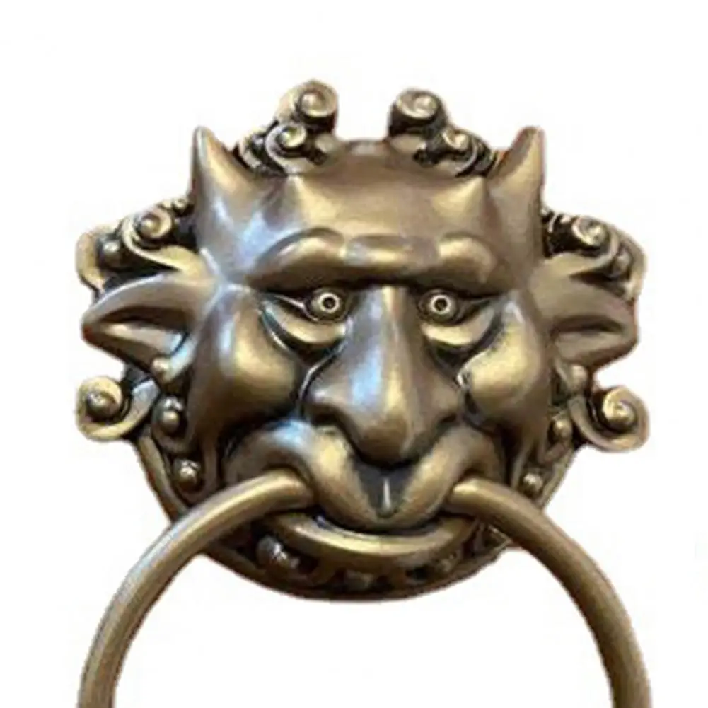 Средневековые городские ворота. Крепость грозовые ворота. Цитадель фэнтези. Упражнение загони мяч в ворота. Рот ворота.