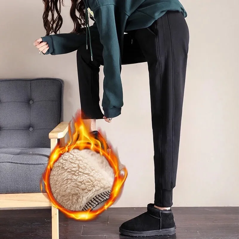 

Winter Thicken Warm Pants For Women Cashmere Thermal Sweatpants Woman Korean Stripe Joggers Pants Loose Women's Joggers Trousers