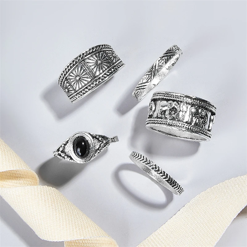 

Fashion Bohemian Middle Length Knuckle Ring Set Women's Black Gems Geometric Ring Fashion anillos mujer anillos aesthetic