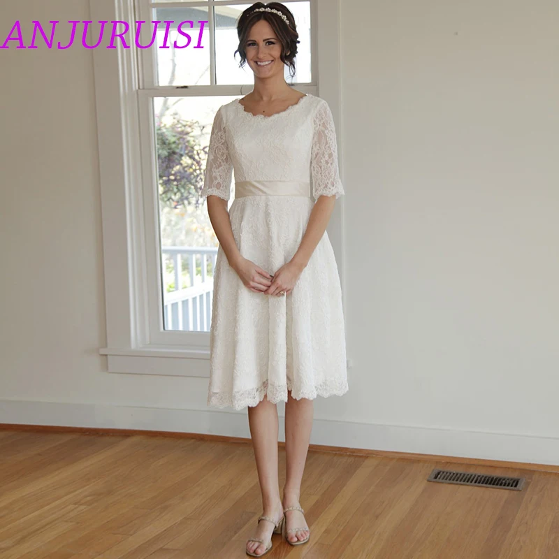 

ANJURUISI 2020 A-line Vintage Lace Short Modest Wedding Dresses With Half Sleeves Buttons Back Knee Length Modest Bridal Gown