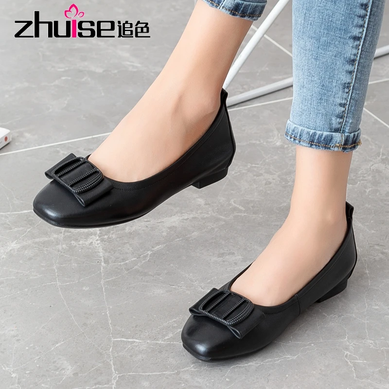 Туфли женские на плоской подошве повседневные лоферы мягкие мокасины без