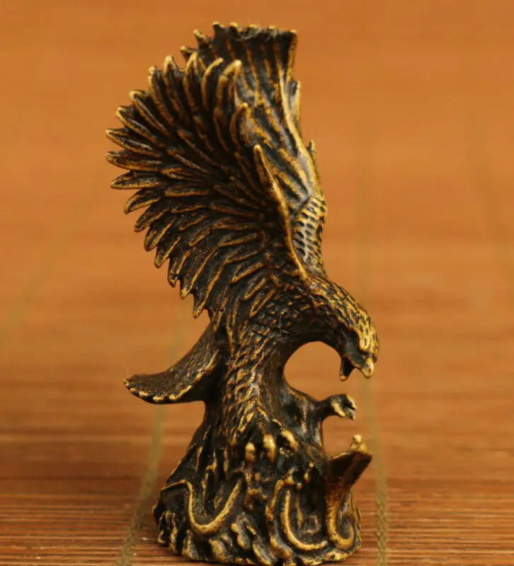 Редкая медная китайская твердая резная Статуэтка орла изысканная статуэтка