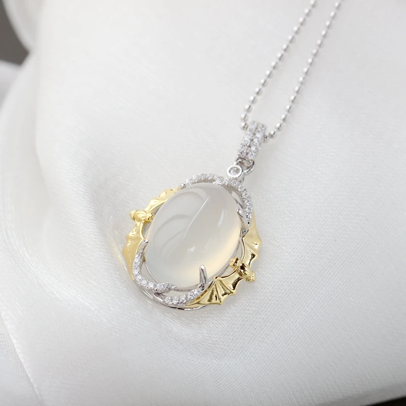 

Authentic 925 Sterling Silver Retro Style Bat Pendant Inlaid Natural White Chalcedony Silver Pendant Trendy Style Jewelry Gift
