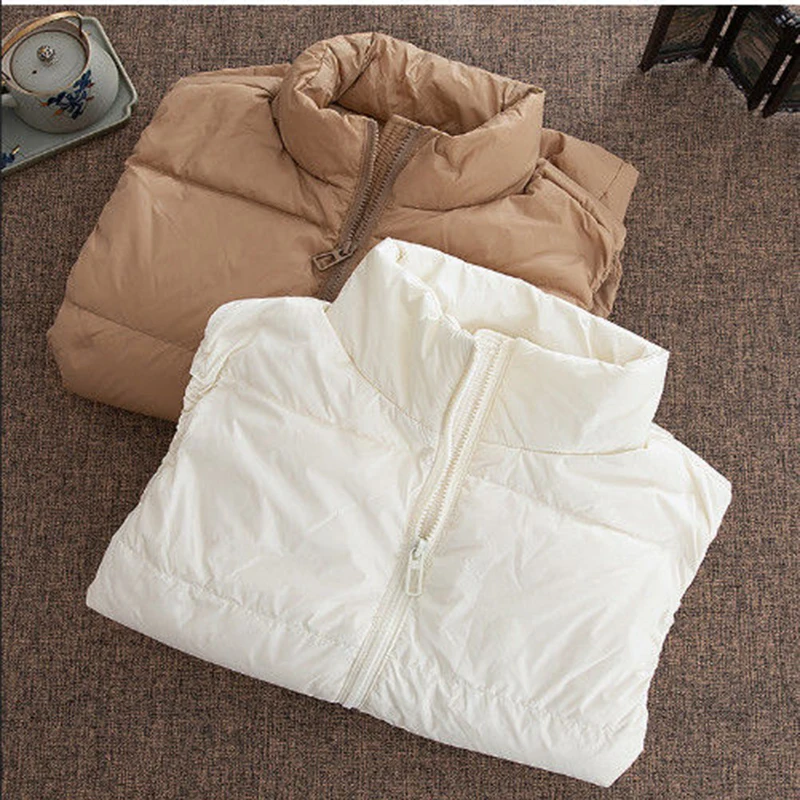 

2021 New Lightweight Down Vest women White Down Duck Waistcoat Jacket Loose Zipper Sleeveless Short Down Coat Parka Ladies