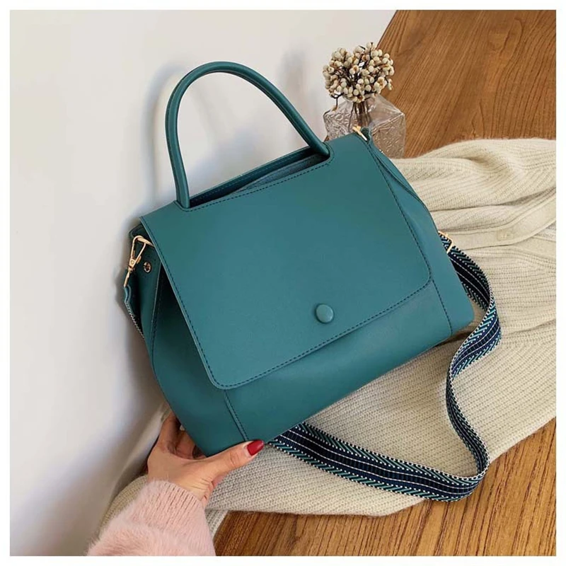 

Totes Bags Women Large Capacity Handbags Women PU Shoulder Messenger Bag Female Retro Daily Totes Lady Elegant Handbags