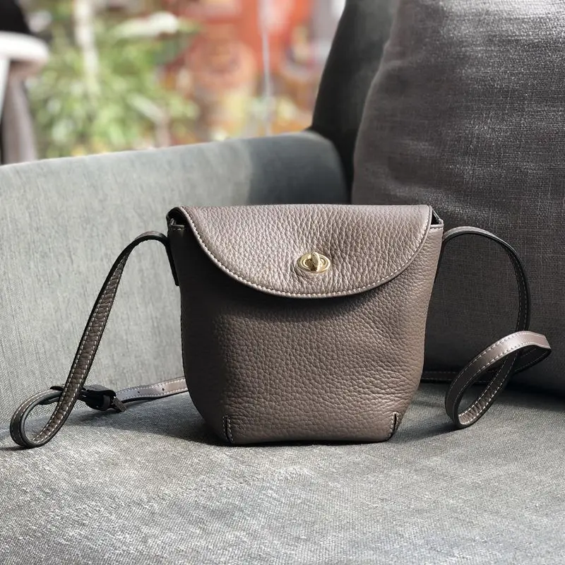 Сумка через плечо из натуральной телячьей кожи |