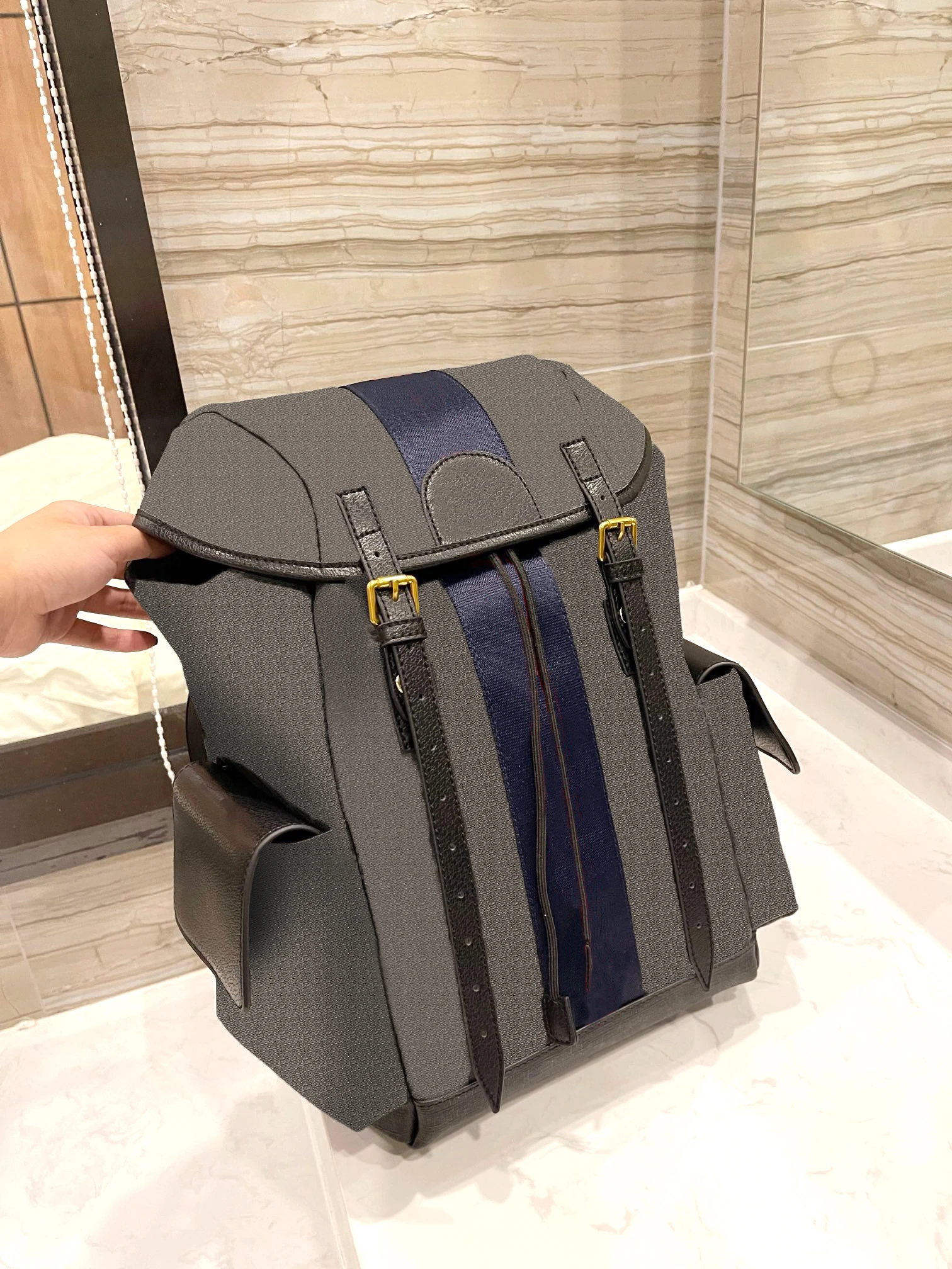 

2021 Latest Classic Men's Backpack, Multi-function Big Backpack, General Lady Shoulder Bag, Top Quality School Bag-A1140