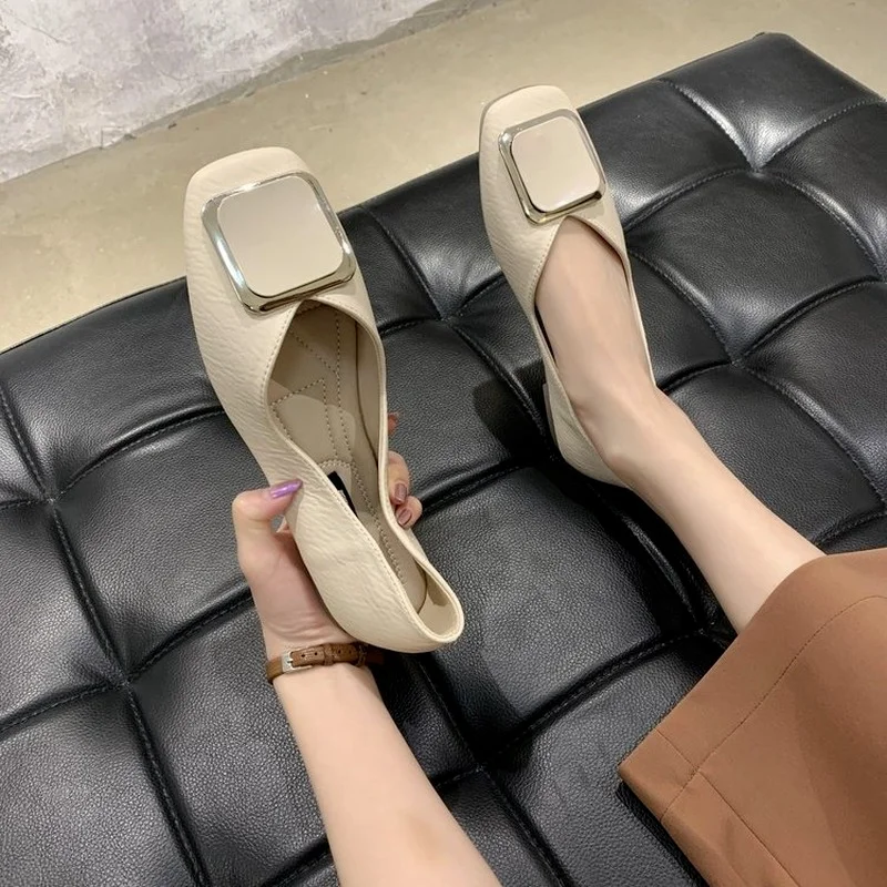 

The New Korean Version of Spring 2021 Is A One-legged Ladle Shoe with Soft Soles Women Shoes
