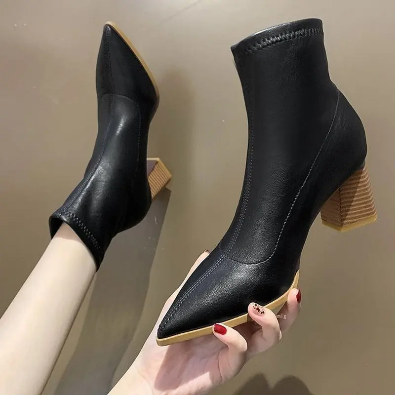 

Women High quality leather boots Autumn Winter Fashion High heel Set foot Wear-resistant non-slip Comfortable Women Ankle boots