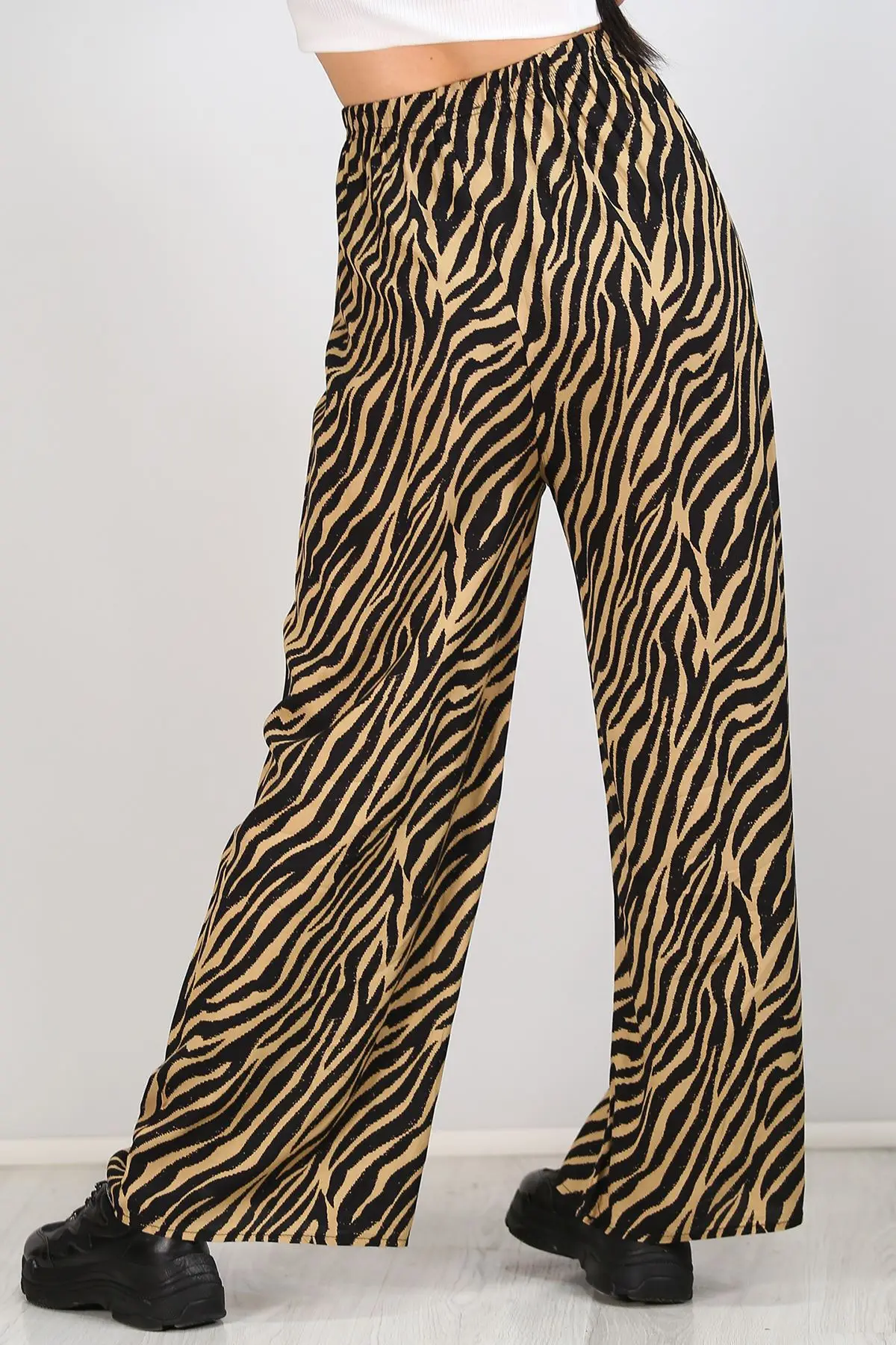 

Woven Baggy Pants Bejzebra