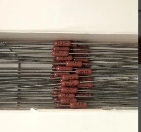 И 68R коричневый серебро DALE 0,5 W 1% или DALE 1/4W 0.25W1/4 K коричневый CPF-1 DALE 0,25 W 5%, RN60D9762FB14 0,5 W 97,6 K