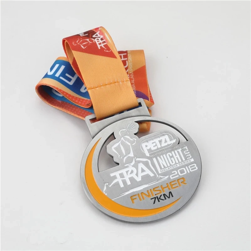 

Free Shipping Electroplated Nickel Metal Medal Top Quality Round Running Competition Sports Medal