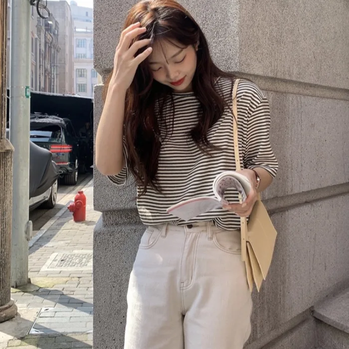 

Korean Ins Loose Striped T-shirt Women's Summer round Neck Pullover Simple Short Sleeve Top Slimming Versatile Student Inner