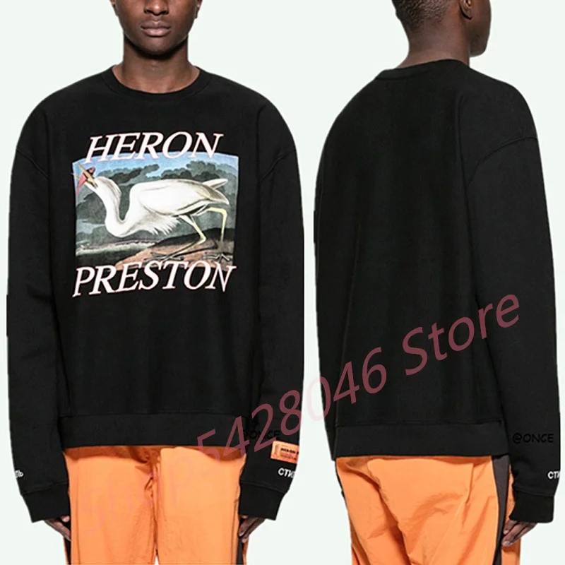 

Kanye hip-hop European and American fashion brand stars with the same paragraph HERON PRESTON crane plus velvet sweater