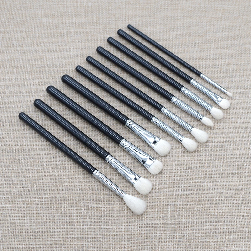 Набор профессиональных мягких кистей для макияжа ручной работы Saikoho из козьей