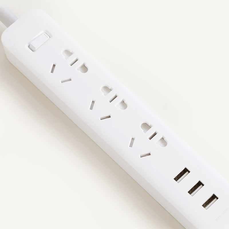 Удлинитель Xiaomi с 3 USB-разъемами 10 А 250 В 2500 Вт