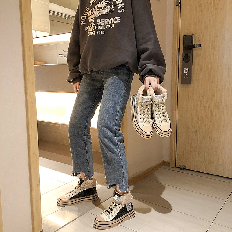 Женские дизайнерские парусиновые кроссовки брендовые зимние из искусственного