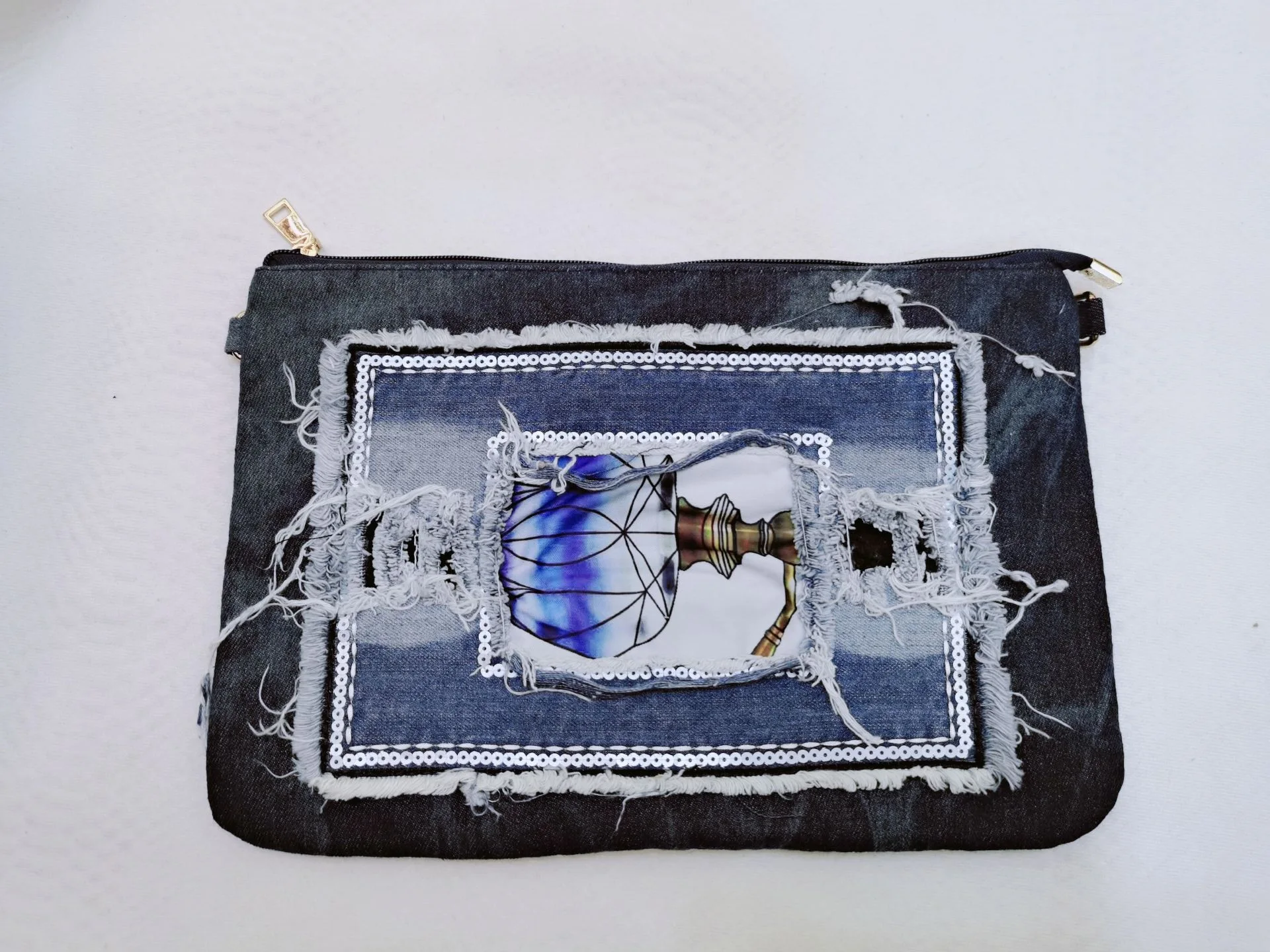 

New Fashion Women Denim Shoulder Bag Cowgirl Shopping Bag Ladies Torn Jeans School Design Books Flaps for Female Casual Handbag