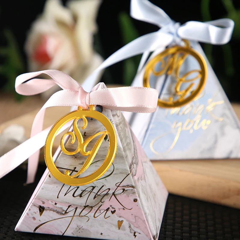 

XY-Personalized custom wedding name and Initials tags Custom Wedding Gift Wedding Acrylic Gold Signs Table Decoration