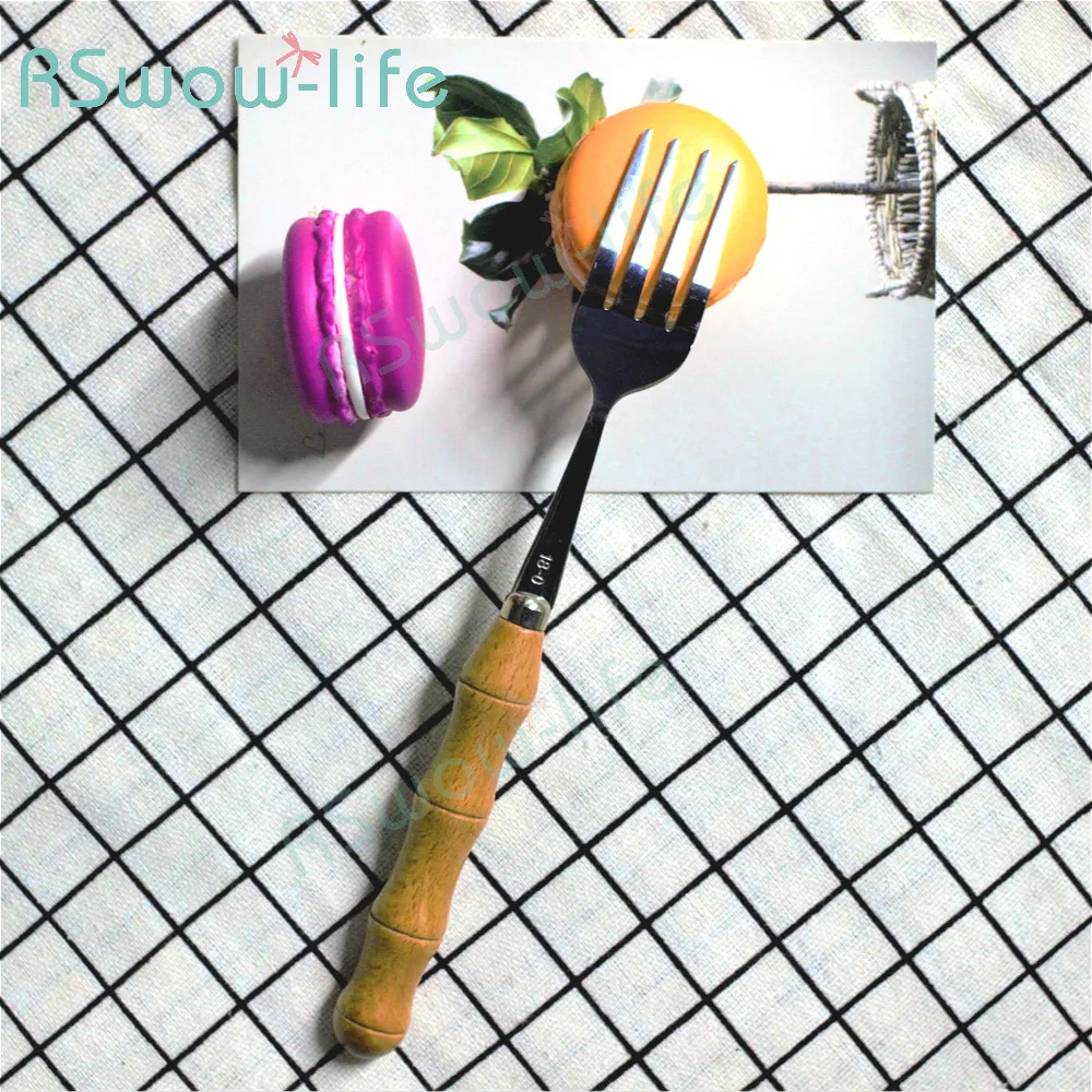 2Pcs столовые приборы из нержавеющей стали бамбука Творческий деревянной ручкой