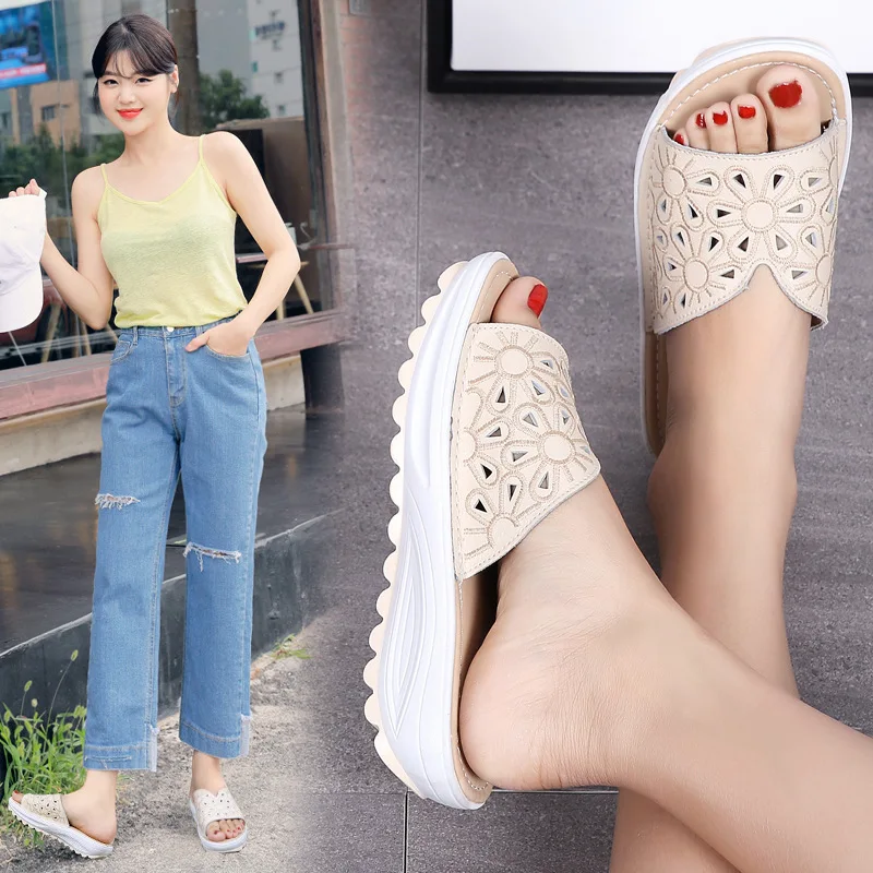 2022 New Slippers Women Shoes Summer High Quality Fashion Casual Wedges Platform Shoes Ladies Beach Shoes Plus Size Promotion