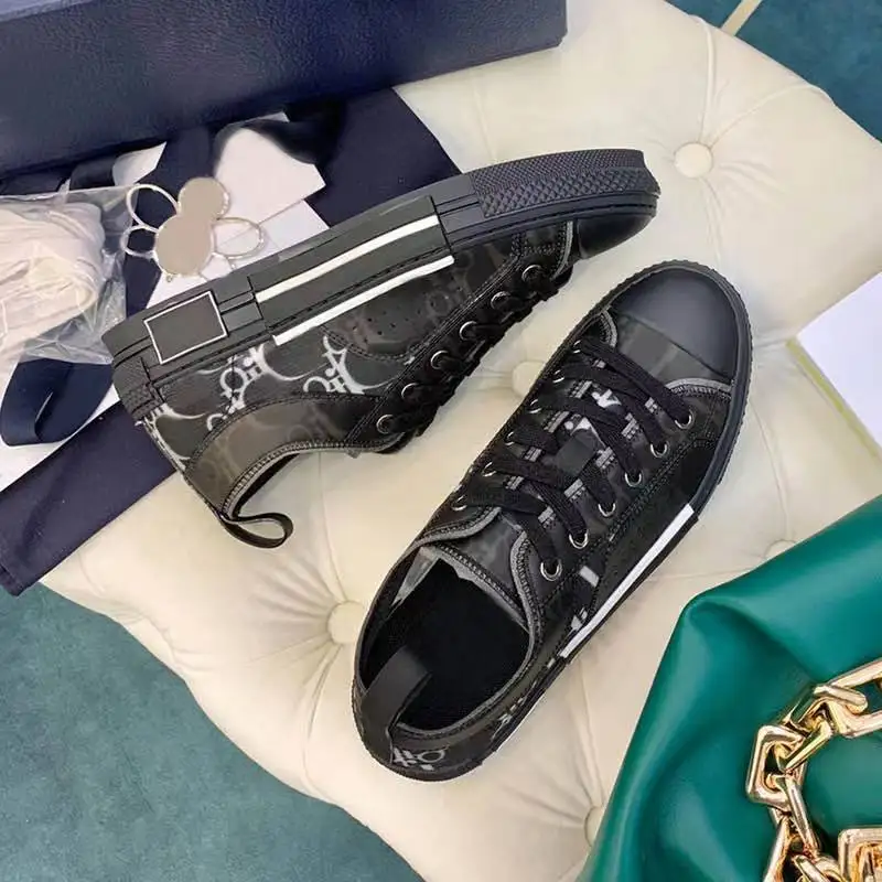 

XPAY Classic 1970s High Top Skateboarding Shoes Outdoor Sport Fashion D Word Brand High Quality Sneakers Women and Men Shoes