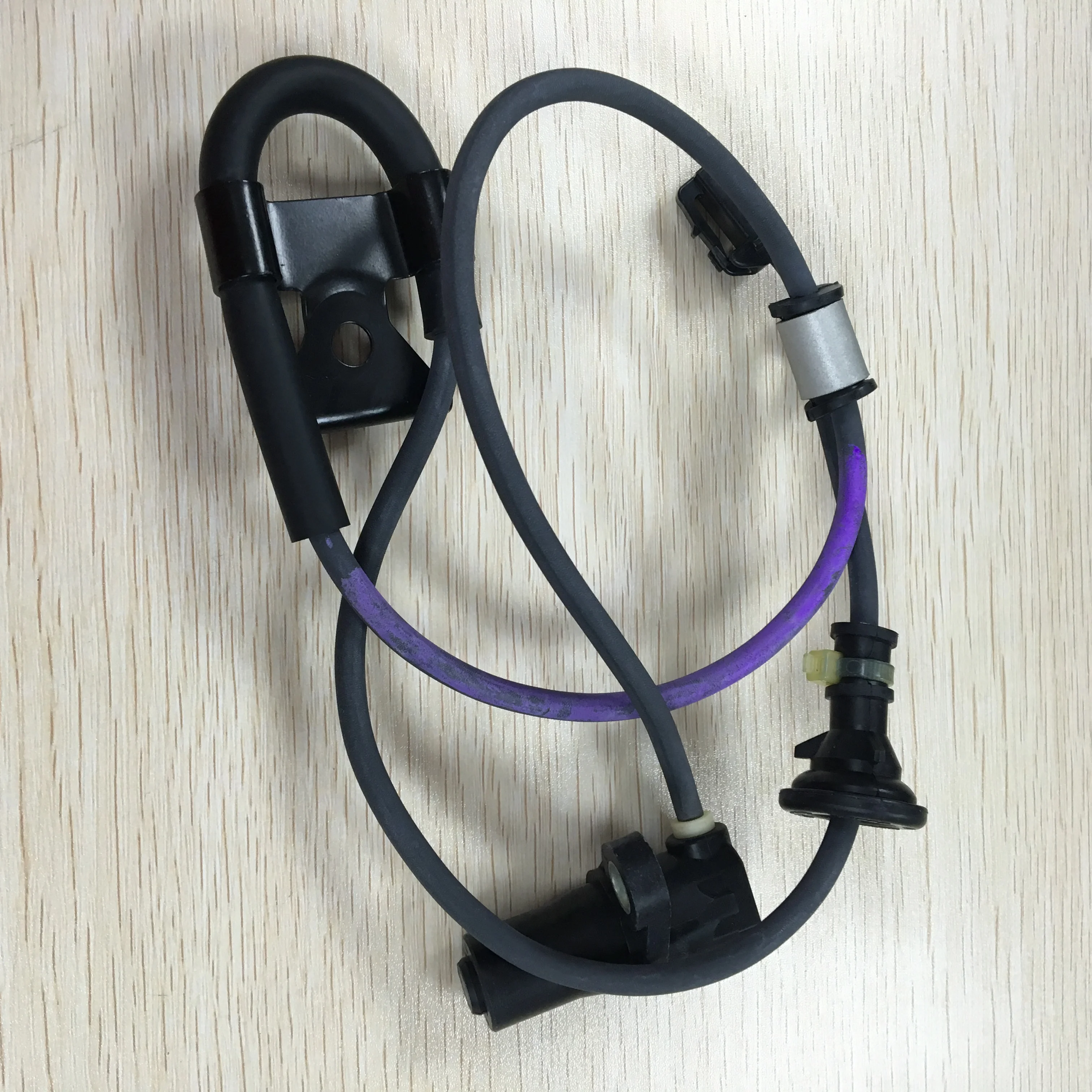 Подлинный Датчик ABS скорости колеса задний левый 89546 42030 8954642030 подходит для Toyota RAV4