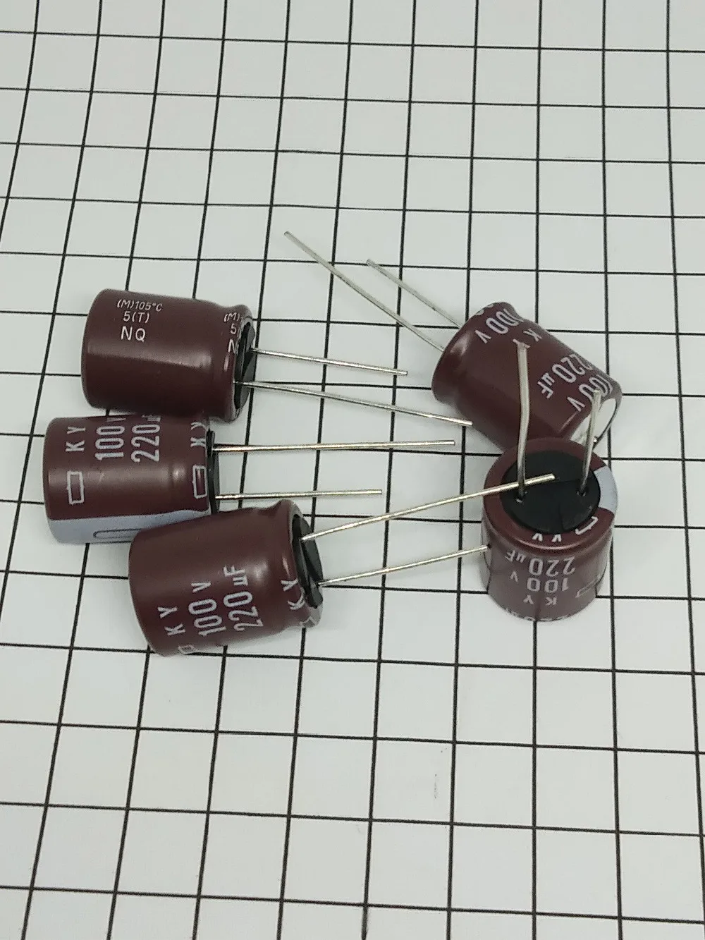 10 шт./лот 100 V 220 мкФ 100 V 220 мкФ 16*20 мм 220 мкФ 100 V Алюминиевый электролитический конденсатор с алюминиевой крышкой, ic 1