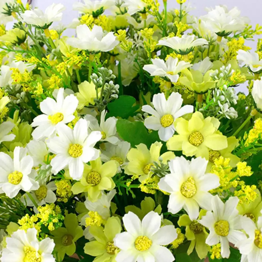 

1 Bouquet 28 Heads Artificial Mini Daisyed Silk Cloth Flower Sweet Wedding Party Decor For home decoration accessories