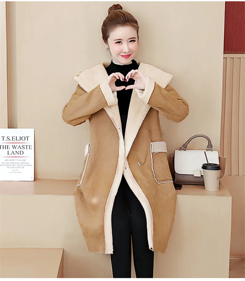 2019 new women's autumn and winter high quality lamb plush plus velvet thick loose coat cotton clothes A538