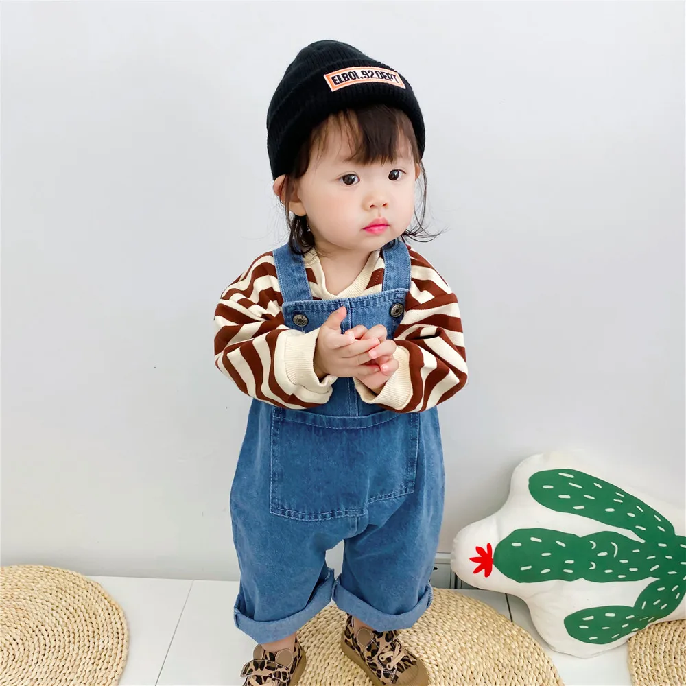 

Весенние джинсы CHENJIAGirls, новинка 2022, корейские детские комбинезоны в виде маленькой Красной книги онлайн