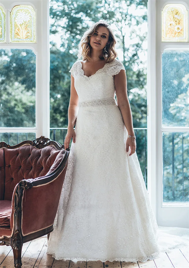 Размера плюс кружевное платье с v-образным вырезом С короткими рукавами