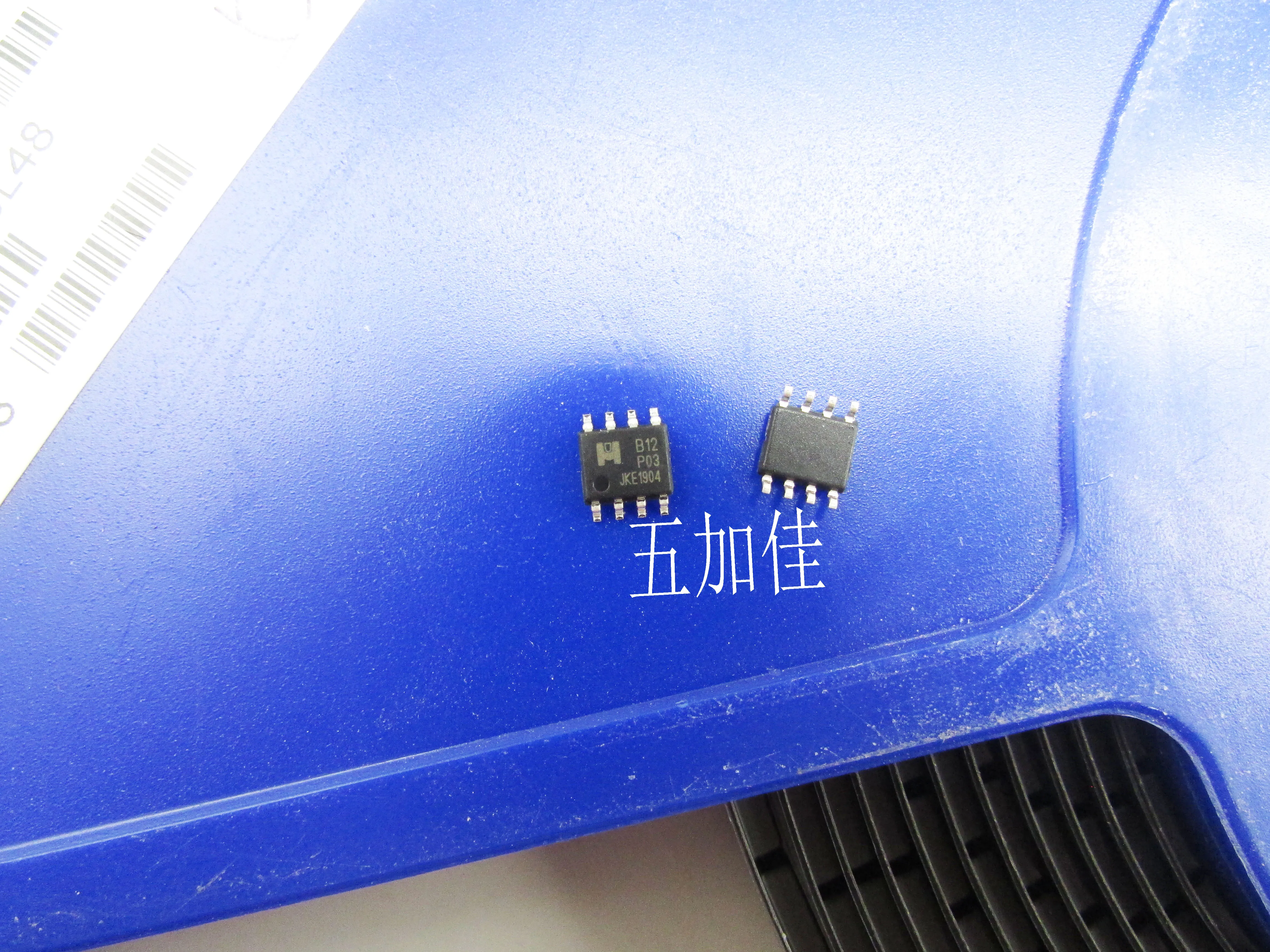 

Original New 100% B12P03 EMB12P03G SOP8 Chip