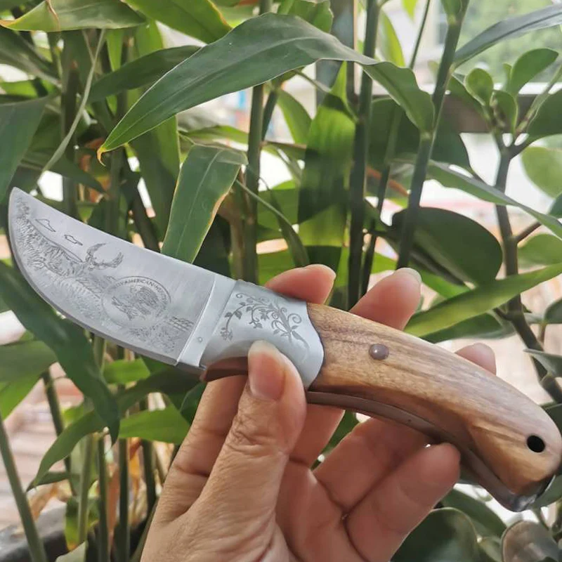 

Free shipping New fixed blade sharp edges camping hunting tactical survival knife with Copper+wood handle Outdoor tool knife