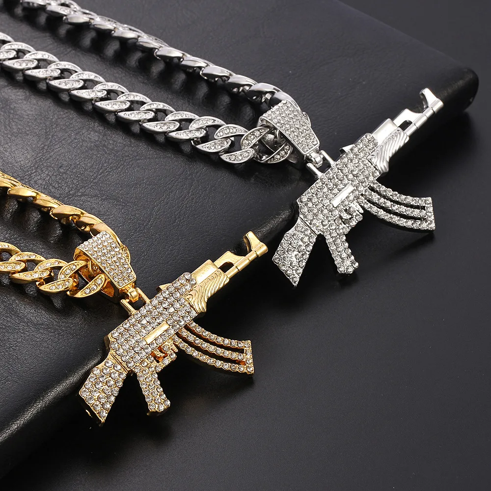 

Luxury Men Women Hip Hop Iced Out Bling Submachine Gun Pendant Necklace 12mm Miami Cuban Link Chain Choker Fashion Jewelry Gifts