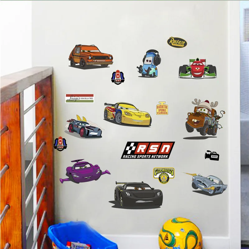 

Мультяшные автомобильные наклейки на стену для детской комнаты, украшение для спальни мальчика, схема роста, роспись, художественные перев...