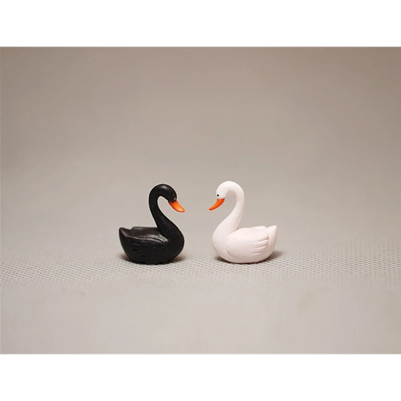 

Simulation animal miniature ornaments black and white swan miniature model plastic decoration