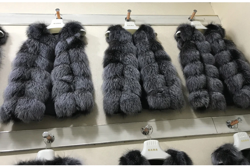 Жилет женский из натурального Лисьего меха зимний теплый 70 см | Женская одежда