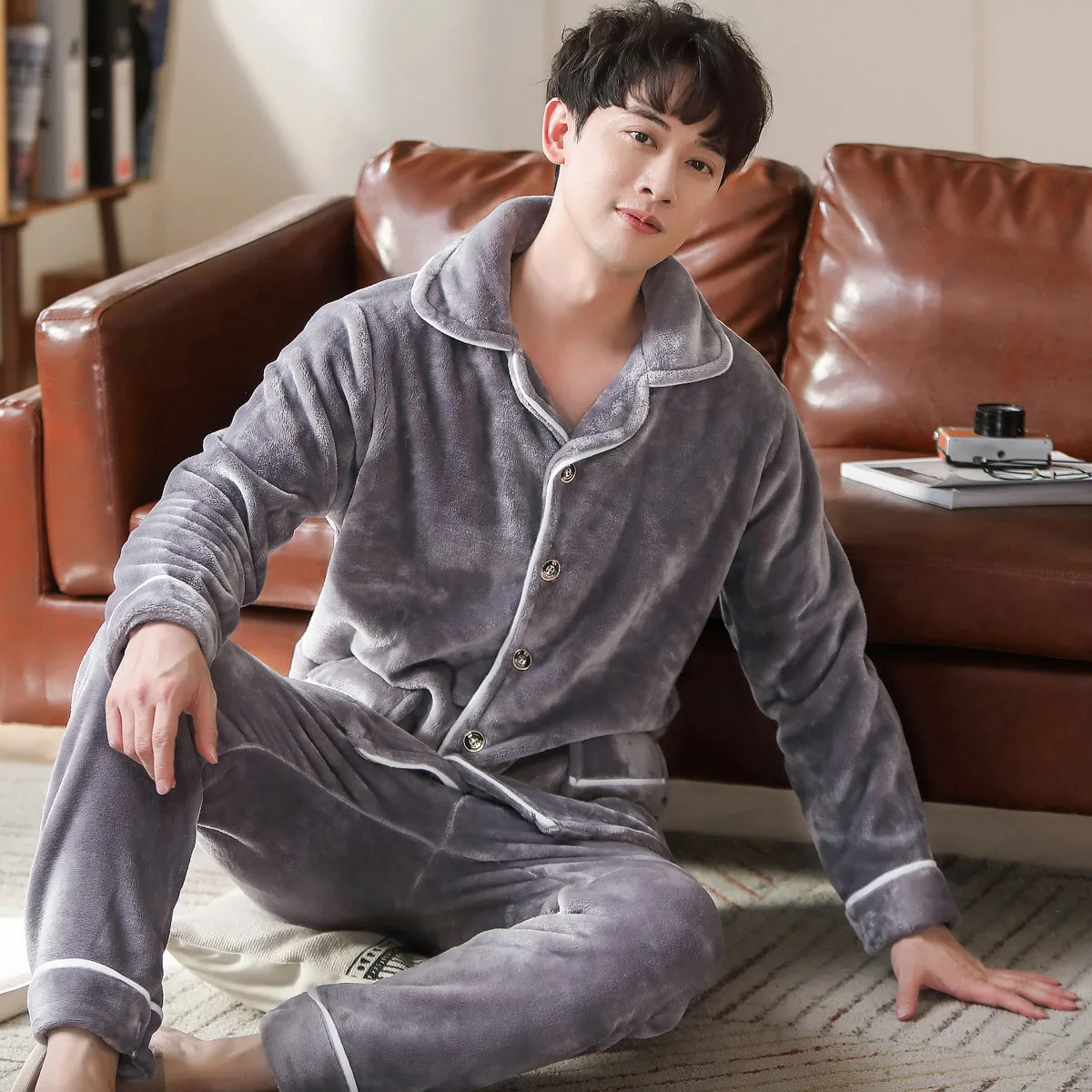 

Plus Size 3XL Grey Nightwear Long Sleeve Winter Thicken Warm Flannel Pajamas Sets Soft Sleepwear Long Pant Male Men Pajamas Sets