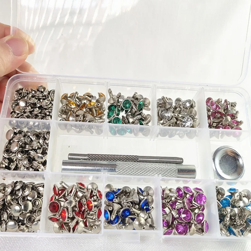 

240Pcs 8Colors Punk Diamond Spikes Rivets/Rhinestone Studs Decor Rivets for Leather/Belt/Handbag Rivet DIY +Tools