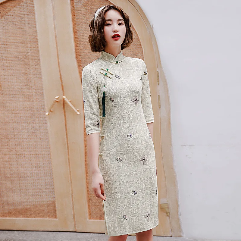 

Elegant Women Cute Butterfly Embroidery Cheongsam Traditional Fashion Handmade Buttons Party Qipao Chinese Dress Vestiods