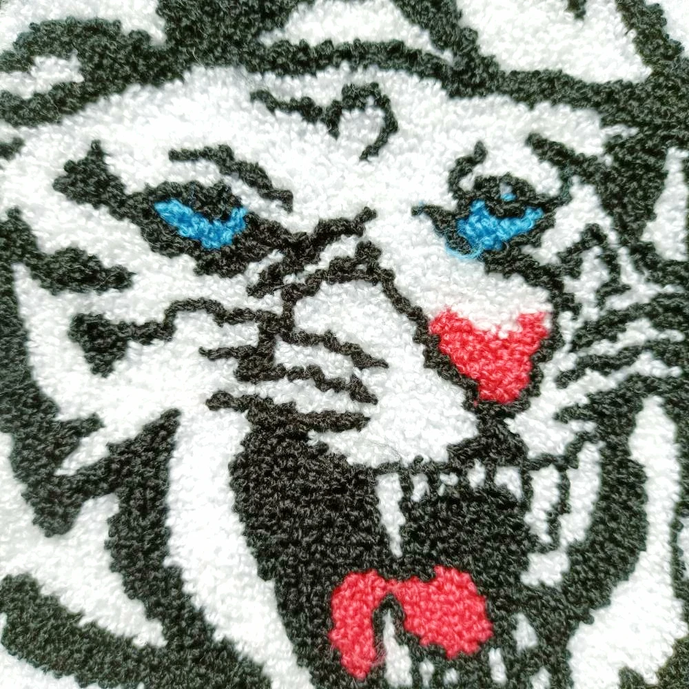 

Accessory large embroidery big tiger animal cartoon patches for clothing AZ-3115