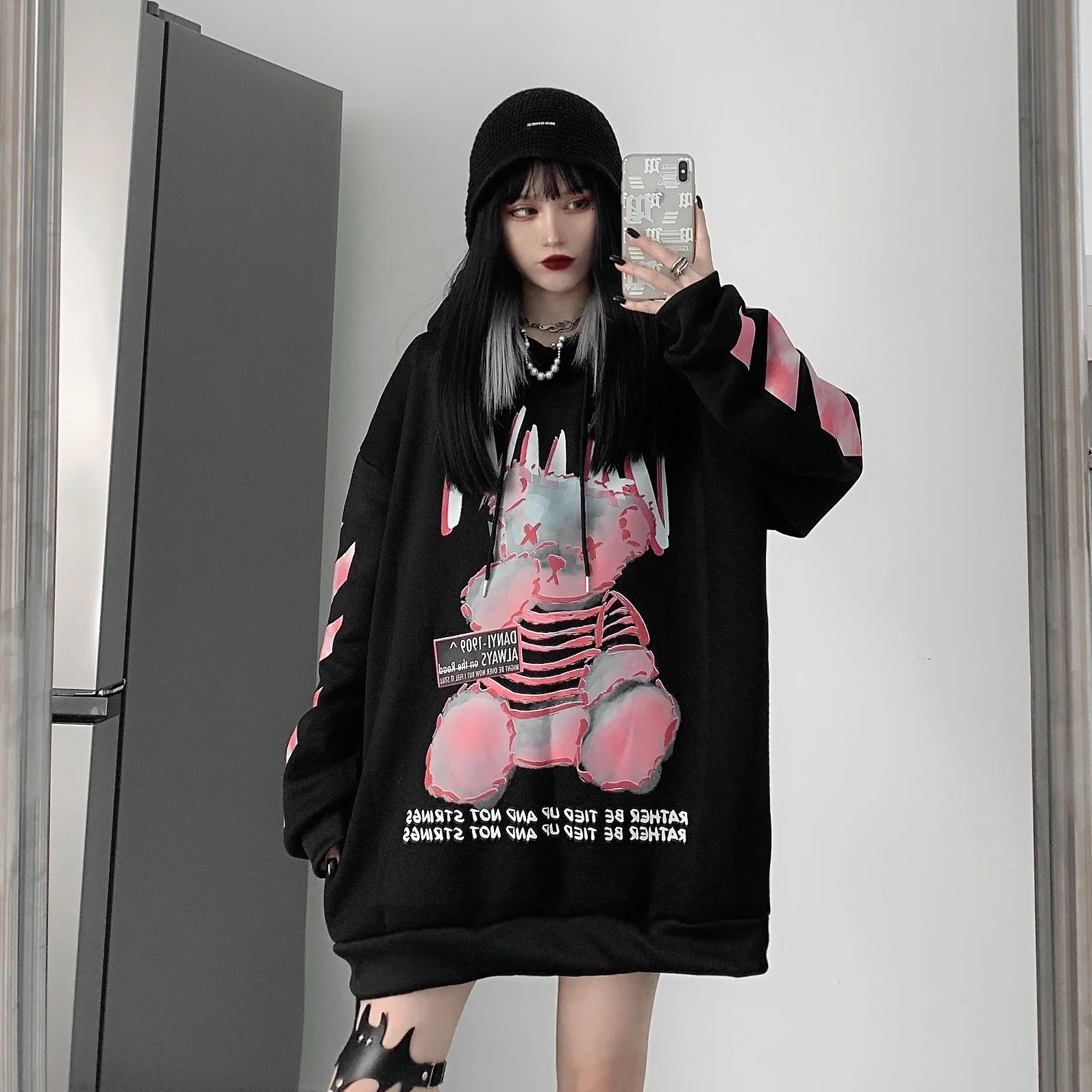 

Hoodie Streetwear Black Hip Hop Amine Sweatshirts Casual Autumn High Street Bear Hoodies Funny Harajuku Tops Cartoon Punk Women