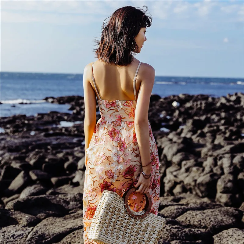 

Women Dresses Sexy Luxury Summer Ladies Flowers Embroidery Dresses High Quality Spaghetti Strap Chiffon Party Beach Girl Dresses