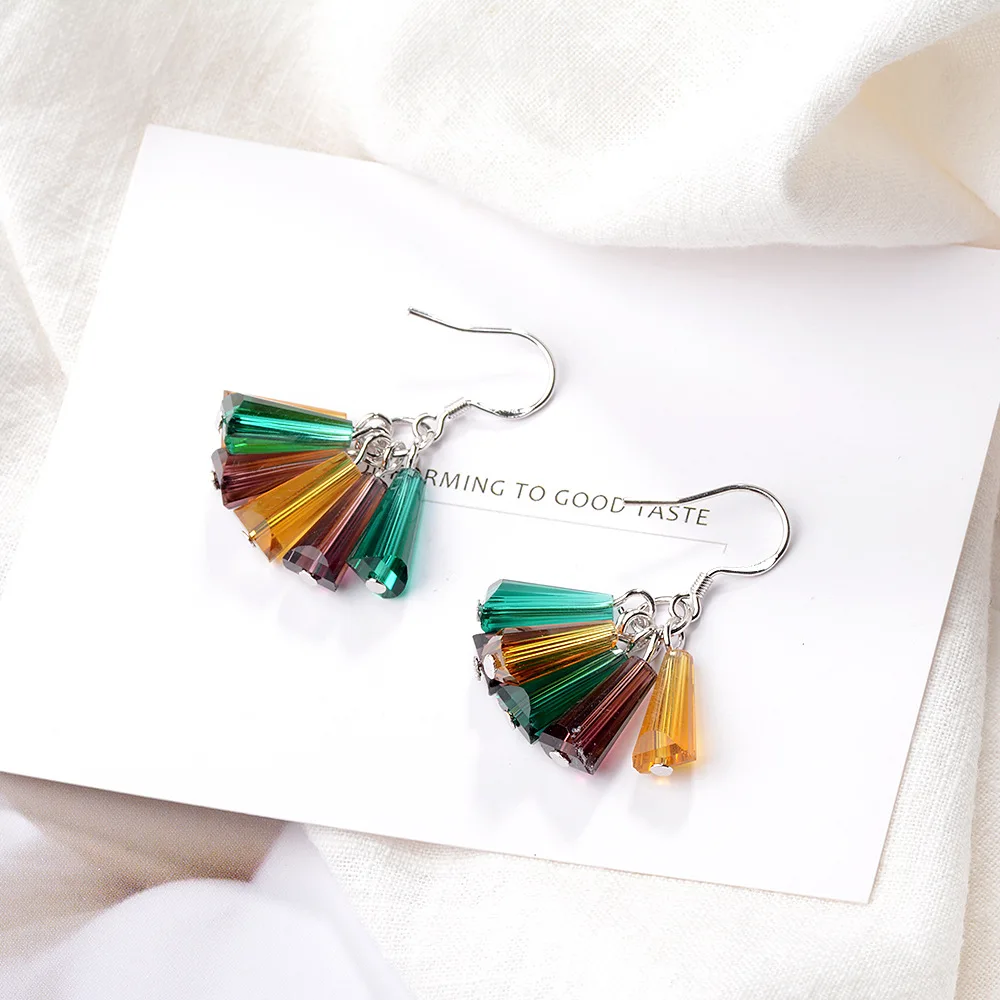 Женские серьги-подвески из серебра 925 пробы с разноцветным радужным кристаллом -