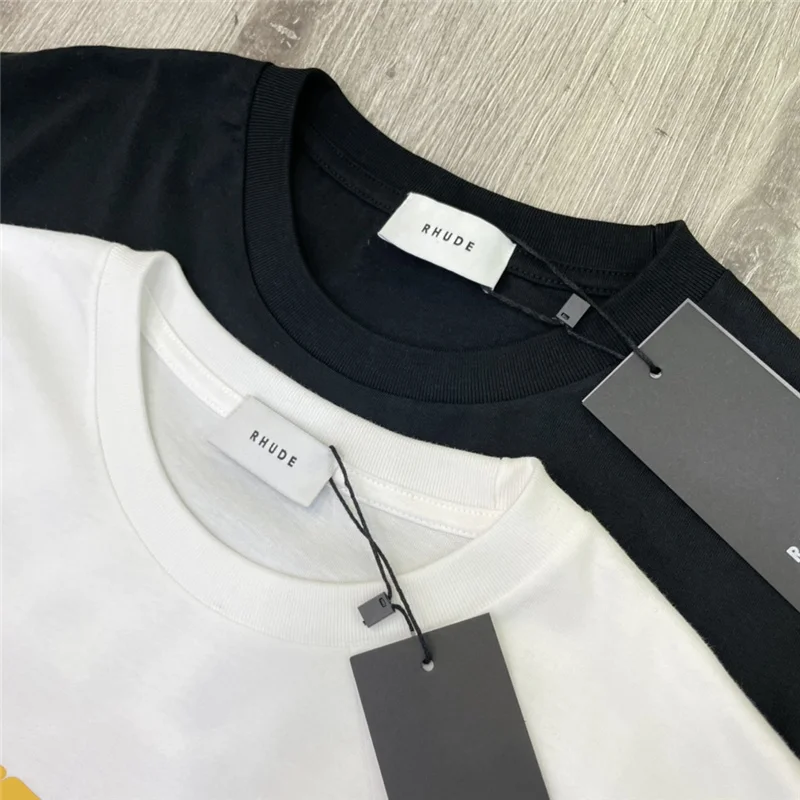 

New Los Angeles RHUDE T-shirt Men Women 1:1 Best Quality Fashion Casual T-shirt Tops Tee Short Sleeve