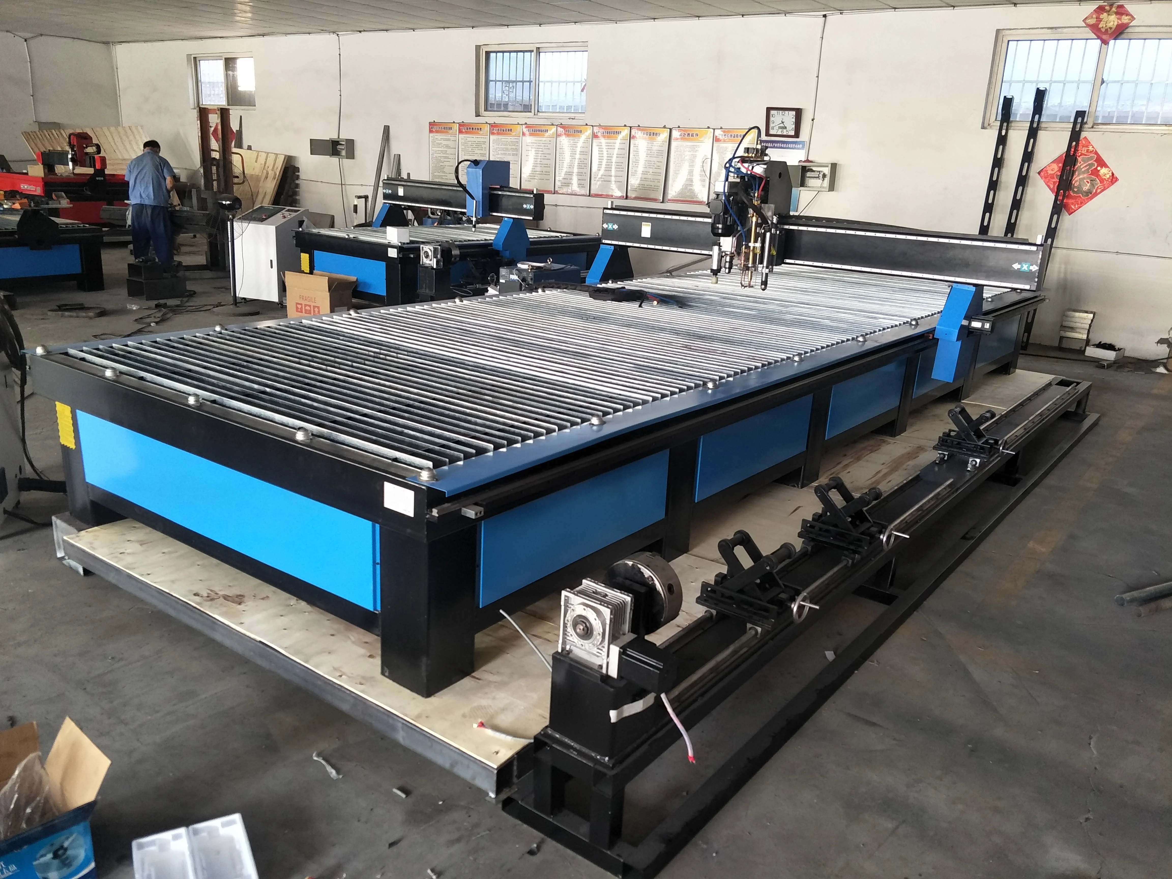 ROBOTEC большой масштаб 2x6 м станок плазменной резки с ЧПУ токарным станком
