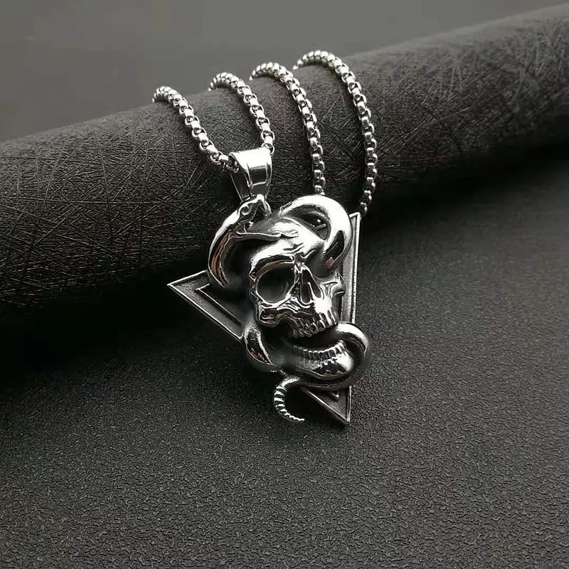 

Vintage Punk Gothic Domineering Triangle Skull Snake Pendant Necklace Men's Fashion Rock Street Party Accessories