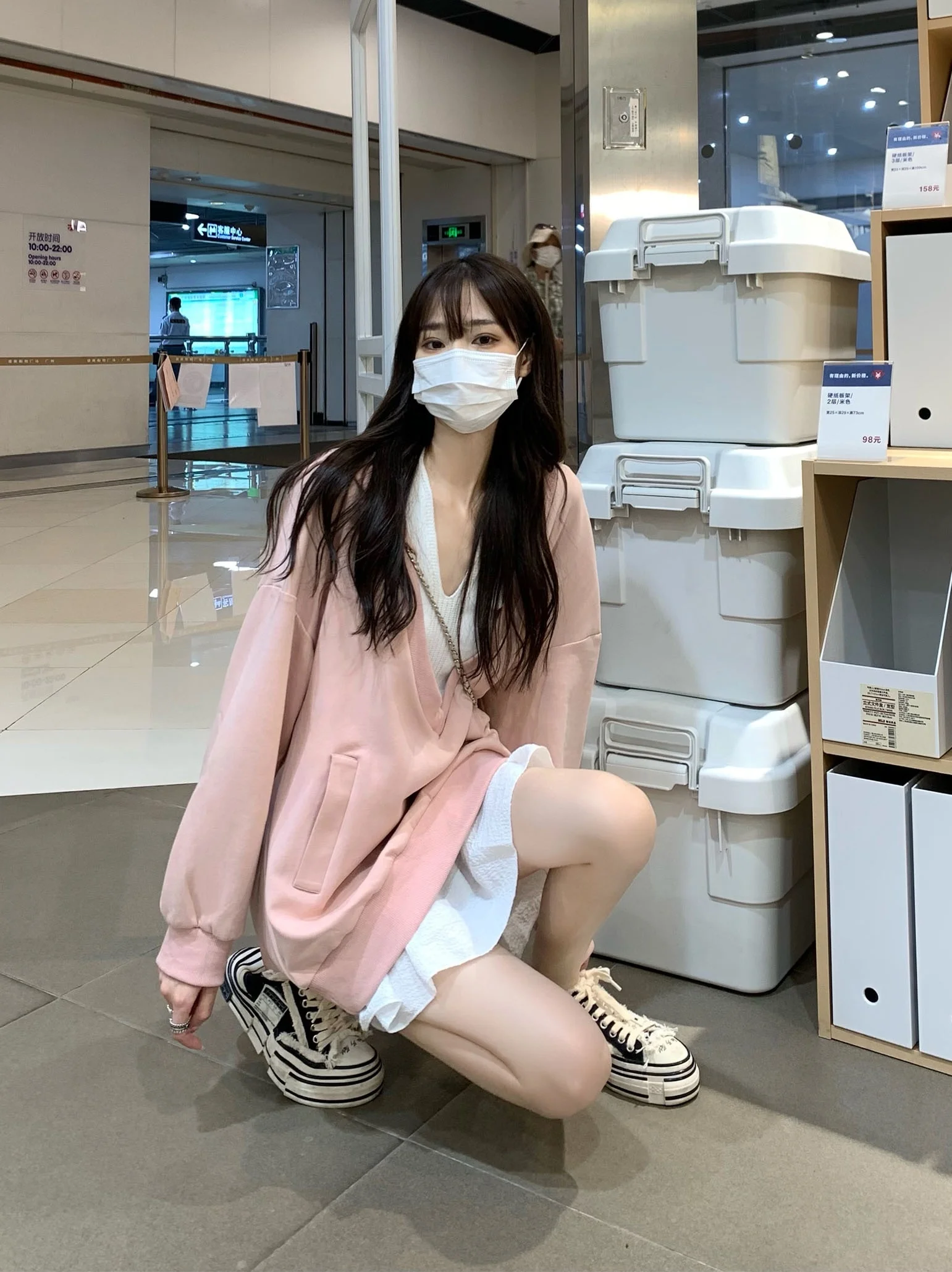 Розовая толстовка с V-образным вырезом Женская Ранняя осень новый дизайн чистый