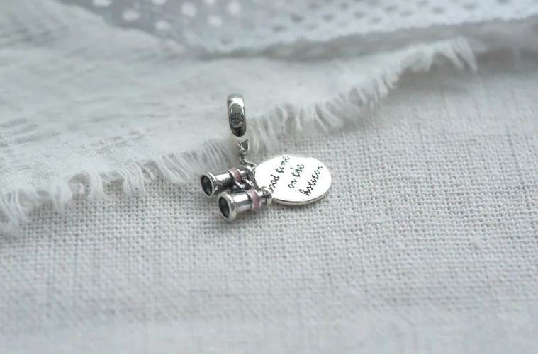 Новое поступление 100% бусин бинокль в форме сердца подвески подходят для